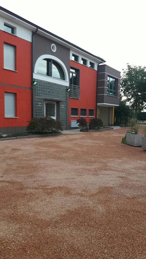 Dolce Vita Lovely Suites Cavriago Екстер'єр фото